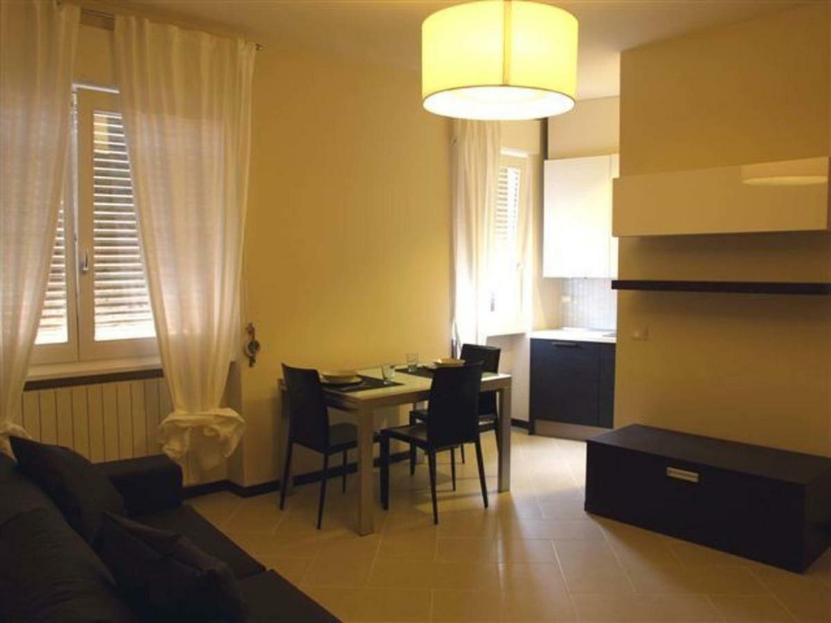 Residence Buelli E Dintorni ซาร์นีโก ภายนอก รูปภาพ