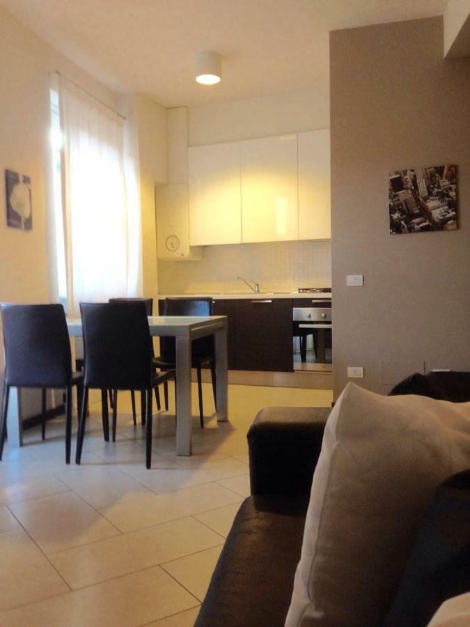 Residence Buelli E Dintorni ซาร์นีโก ภายนอก รูปภาพ